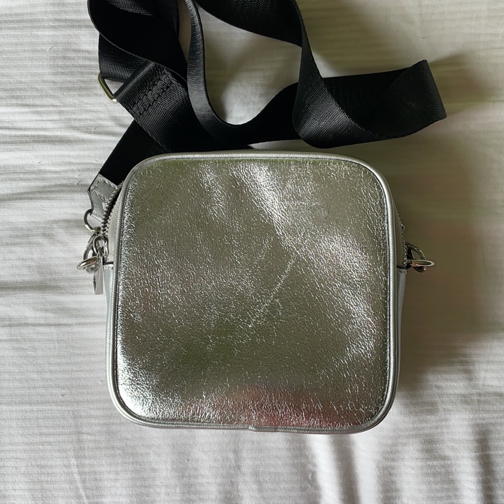 ALDO Camera bag 😍 - Picture 9 of 10